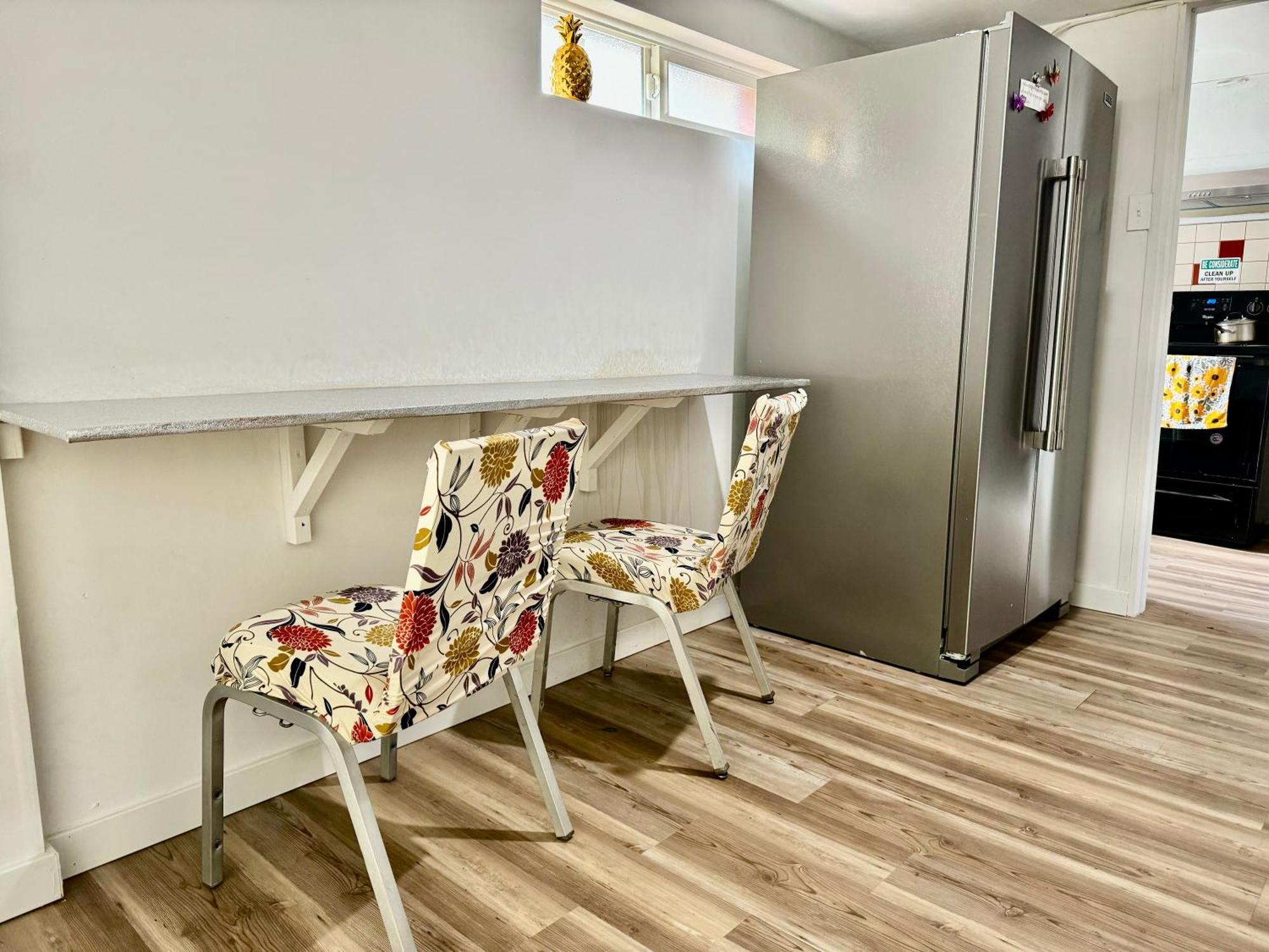 Tiny Private Room On The 1St Floor With Shared Bathroom Near Seatac Airport And Downtown Seattle Exteriör bild